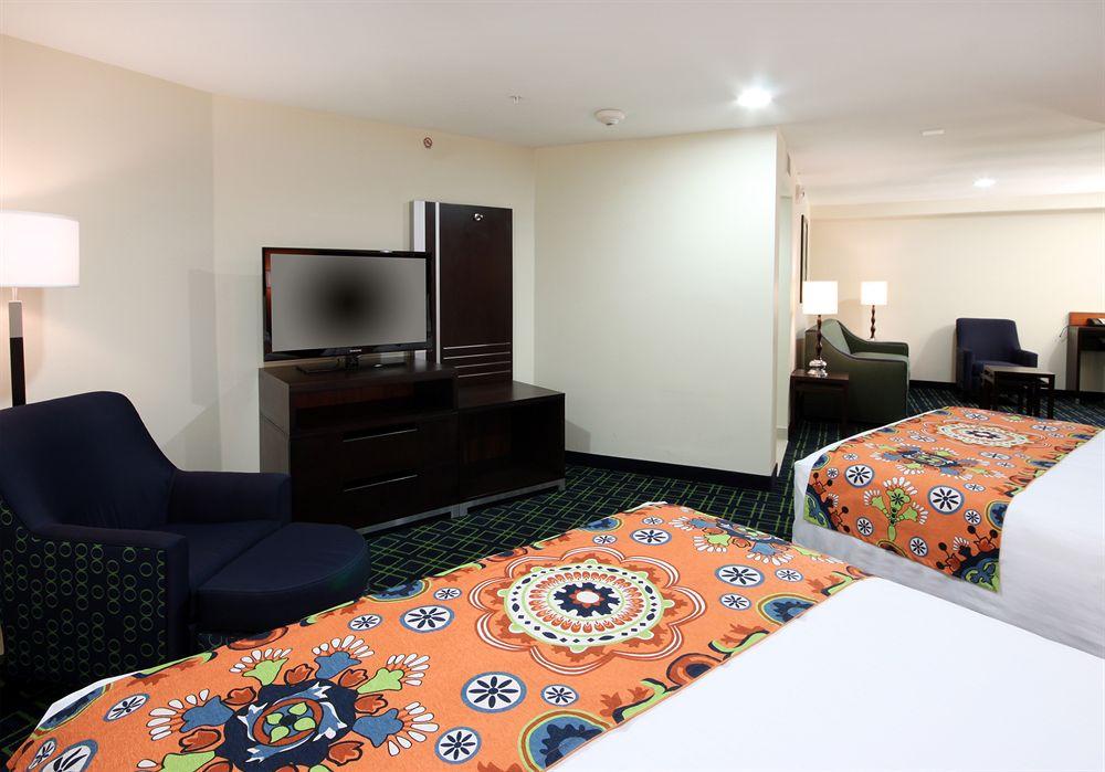 Fairfield Inn & Suites San Diego Old Town Luaran gambar