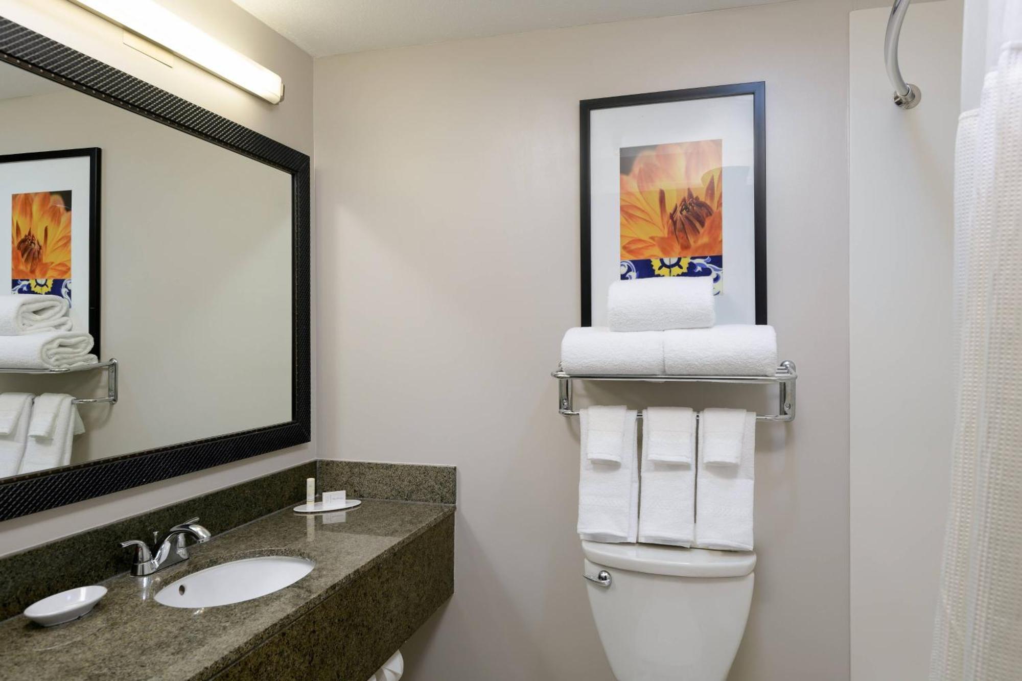 Fairfield Inn & Suites San Diego Old Town Luaran gambar