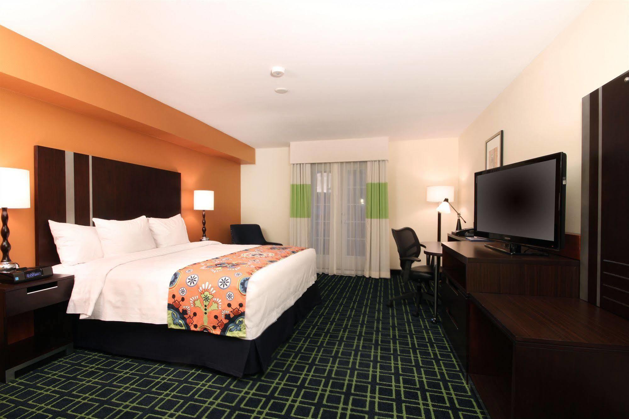 Fairfield Inn & Suites San Diego Old Town Luaran gambar